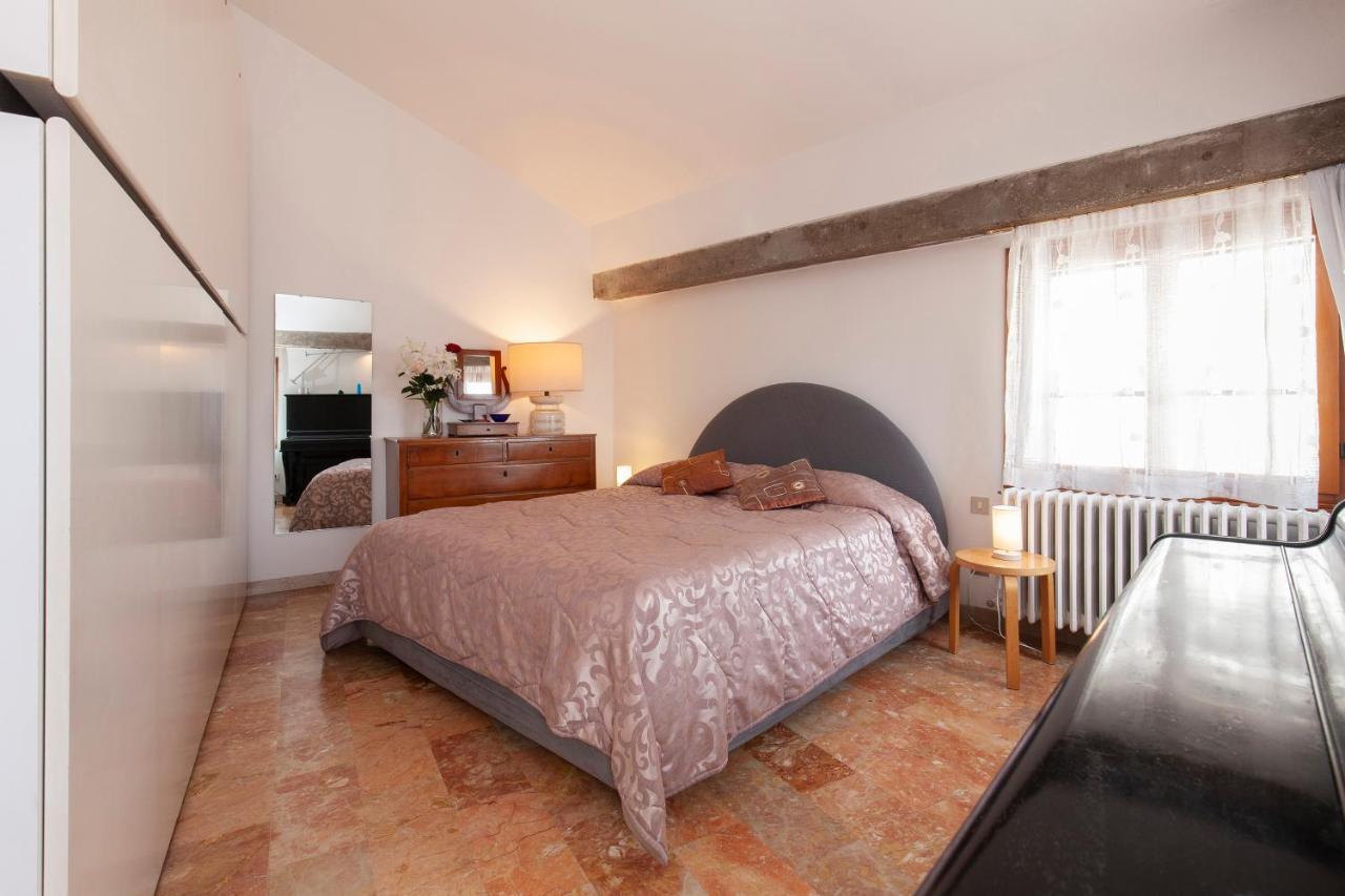 Altana Rialto Apartment Veneţia Exterior foto